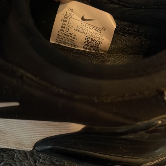 Girls Nike Air Max 270 - Black - Picture 6 of 8